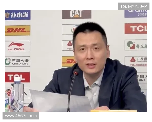 卢伟带领上海夺双冠 荣膺CBA最佳教练